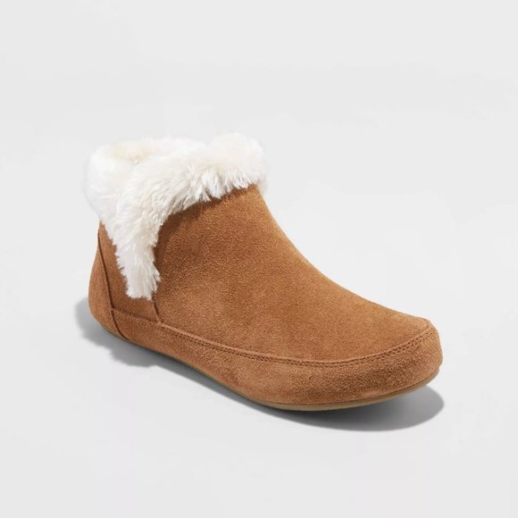 stars above Shoes - NWOT Brown Taryn Bootie Slippers
